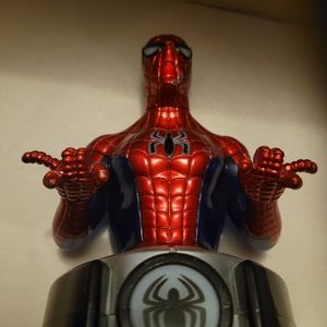 Spiderman battery operated night light.... battery's not included